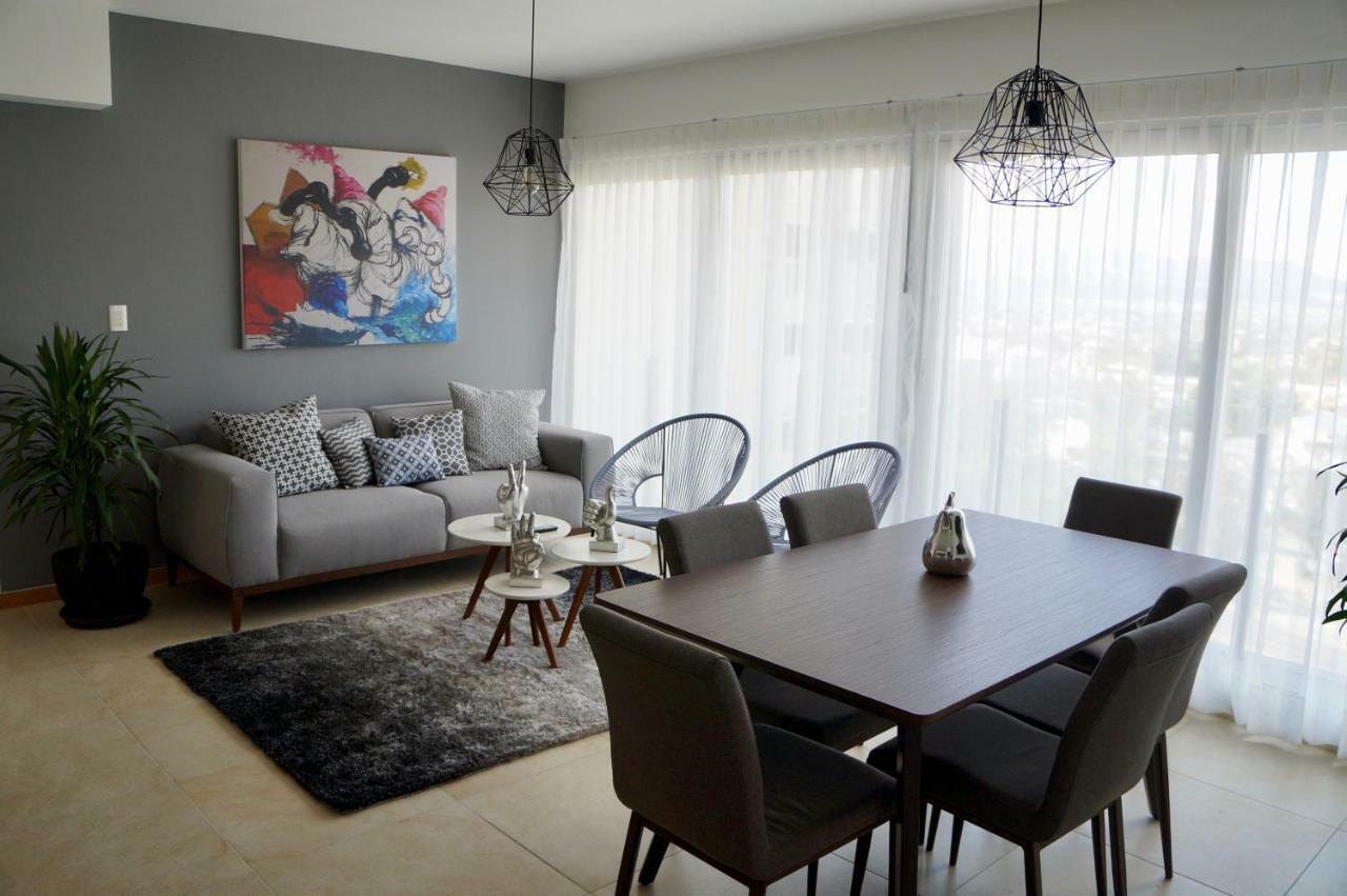 Metropolitan Suites Zapopan Eksteriør billede