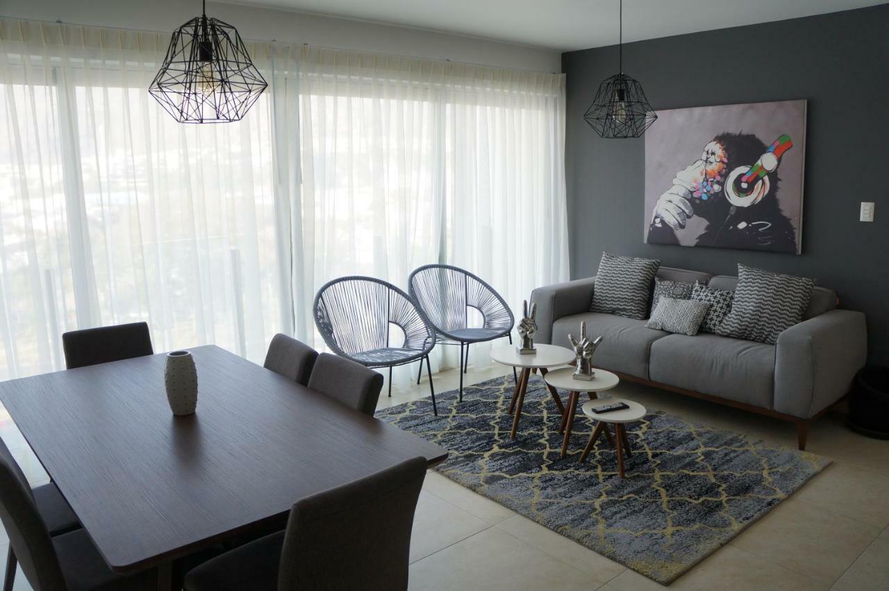 Metropolitan Suites Zapopan Eksteriør billede